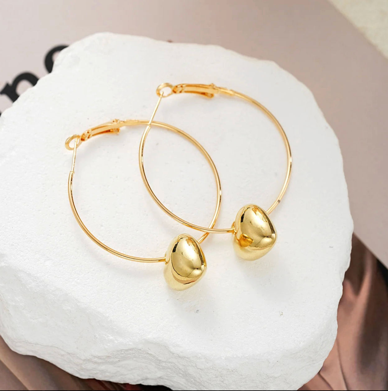 How to Style Gold Hoop Earrings for Any Occasion