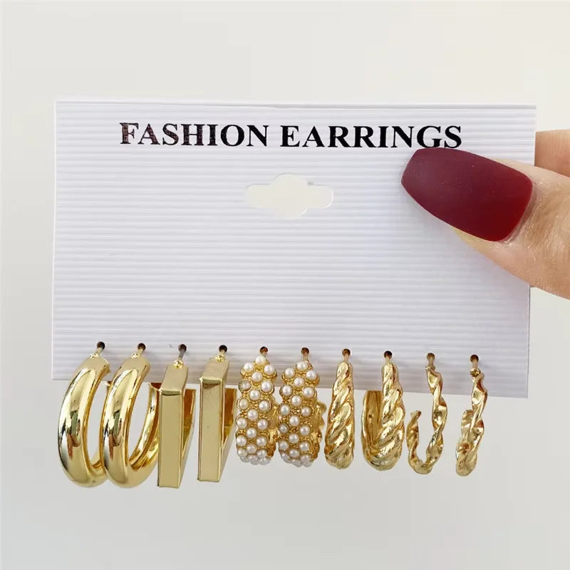Pearl & Gold Hoop Earring Set